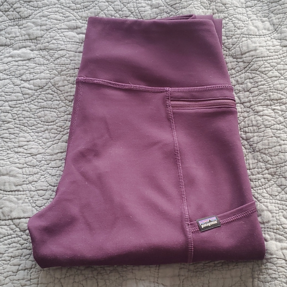 NWT Patagonia Leggings Size S  Pack Out Tights